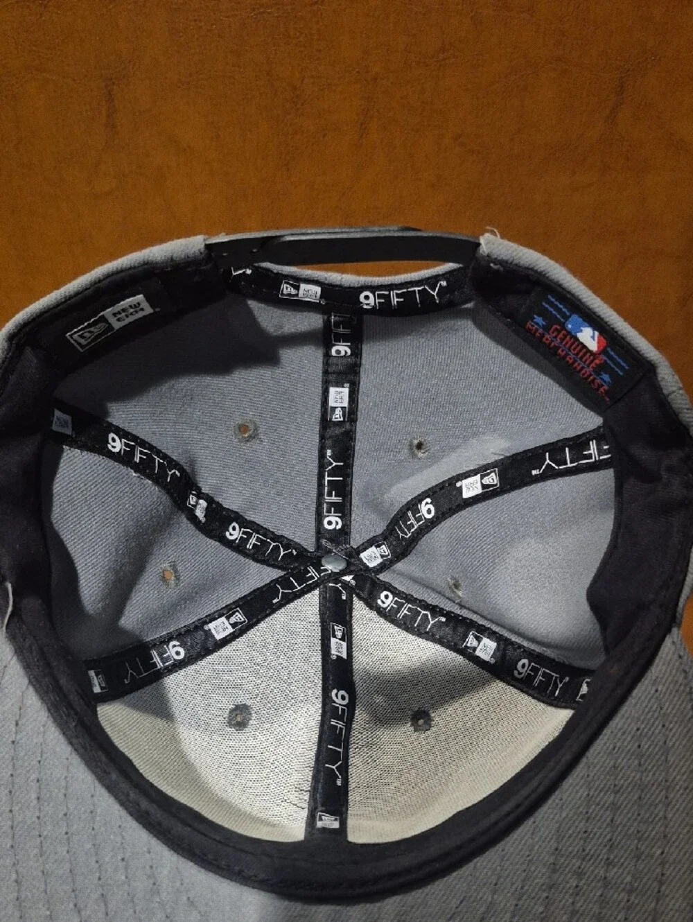 Chicago CUBS NEW ERA Gray Baseball Cap with 'C' Logo